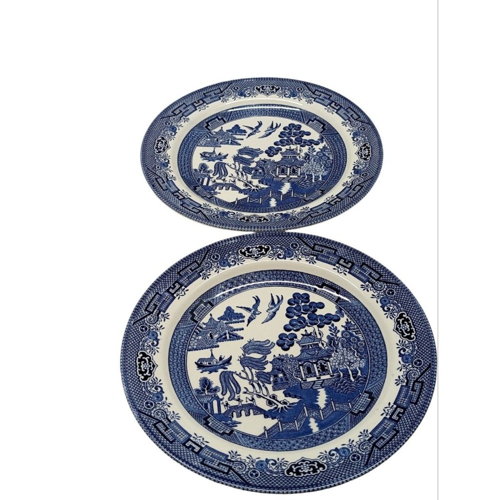 CHURCHILL Dinner Plates, Set Of 2, 10-1/4" BLUE WILLOW STAFFORDSHIRE ENGLAND - Picture 1 of 6